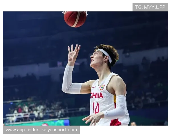 CBA王哲林篮板卡位训练更主动,打造全能内线新标杆